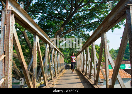 Pont-canal à Alleppey, Inde Banque D'Images