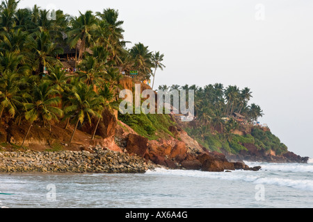 Falaise et plage de Varkala Inde Banque D'Images