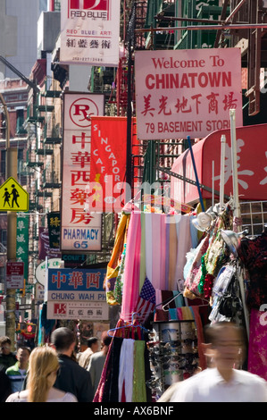 Mott Street Chinatown lower east side New York City Banque D'Images