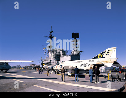 D'envol du porte-avions USS Midway à Navy Pier, San Diego, California, USA Banque D'Images