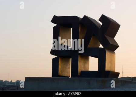 Israël Jérusalem Ahava amour une statue de Robert Indiana en 1977 Banque D'Images