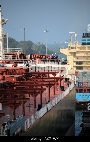 Écluses de Gatun dans le canal de Panama, République du Panama Banque D'Images