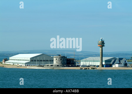 Activités Calshot Centre et Château de la tour de garde-côtes et sur l'eau du sud de l'Angleterre Southampton Hampshire UK Banque D'Images