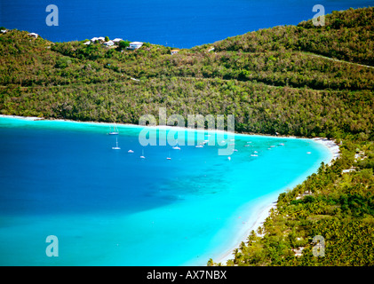 Magen's Bay sur l'île des îles Vierges américaines de Saint-Thomas dans les Caraïbes Banque D'Images