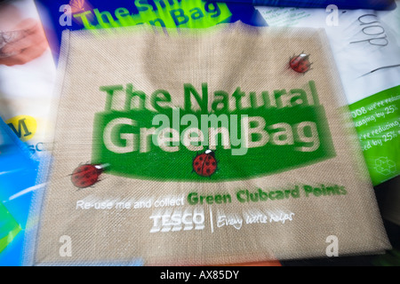 Le sac vert 'naturel' Tescos Hesse réutilisables panier, UK Banque D'Images