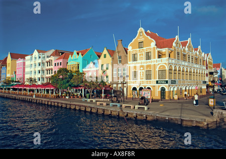 Handelskade Waterfront, Curacao, Antilles néerlandaises Banque D'Images
