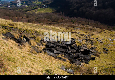 La courroie en caoutchouc à l'ancienne mine de Llanerch dans Blaenserchan valley Pontypool South Wales UK un paysage post-industrielle l'extraction du charbon Banque D'Images