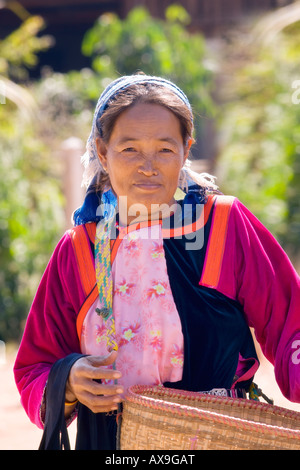 Femme lisu près de Chiang Dao dans le nord de la Thaïlande Banque D'Images