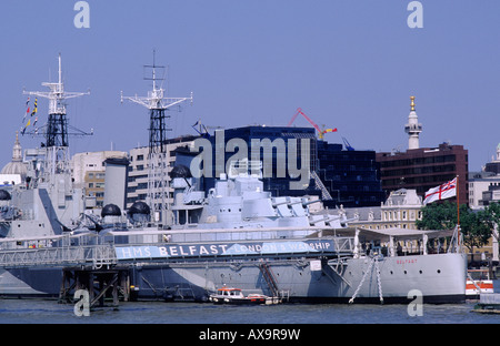 Le navire de guerre HMS Belfast Rivière Thames London naval navire navire de la Marine royale britannique l'anglais en Angleterre Banque D'Images