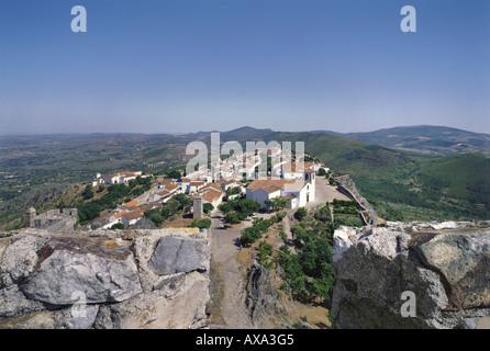 Le Portugal l'Alto Alentejo district ; Marvão, ville médiévale fortifiée du château remparts Banque D'Images