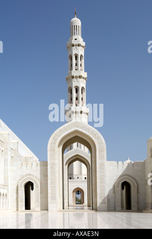La Grande Mosquée Sultan Qaboos à Mascate, la capitale d'Oman. Banque D'Images