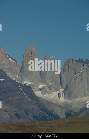 Andian montagne,Andes,Snow,randonnées,Stepp Patagonien, fondre, les lacs glaciaires, les glaciers, les Icebergs,,le Chili,,Torres del Paine National Park Banque D'Images