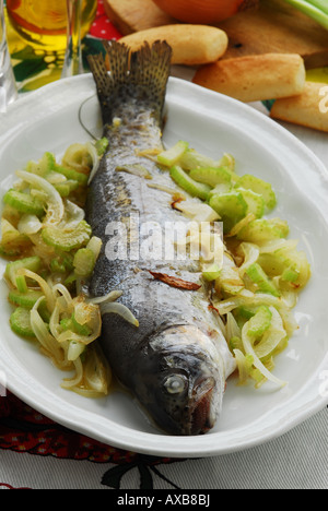 Carp avec champignon - Trentin-Haut-Adige - Cuisine italienne Banque D'Images
