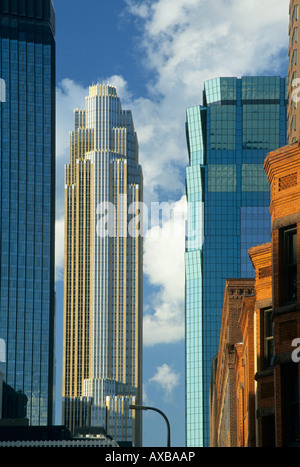 WELLS FARGO CENTER ET UN T & T TOWER, UNE PARTIE DE LA VILLE DE Minneapolis, Minnesota, USA. Banque D'Images