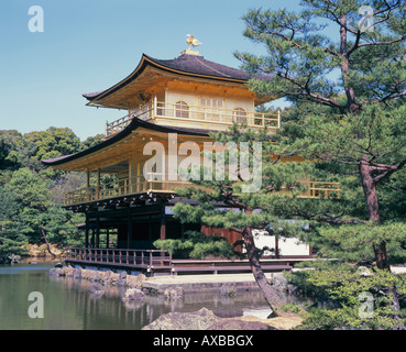 Kinkakuji ou le pavillon d'or reflet dans l'eau, Kyoto, Japon Banque D'Images