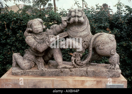 Halebid (Inde) musée du site crest Hoysala. Karnataka Banque D'Images