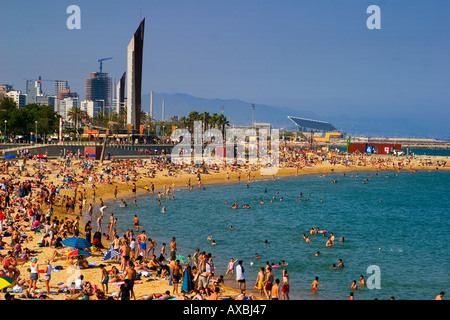 ESP Espagne Barcelona beach Platja de la Barceloneta Tele Forum shot Banque D'Images