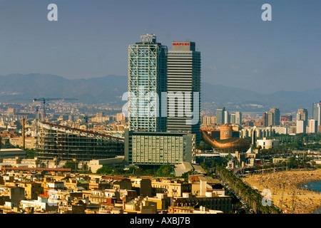 ESP Espagne Barcelone Barceloneta Barcelona Hotel des Arts Frank Gehry Teleshot Banque D'Images