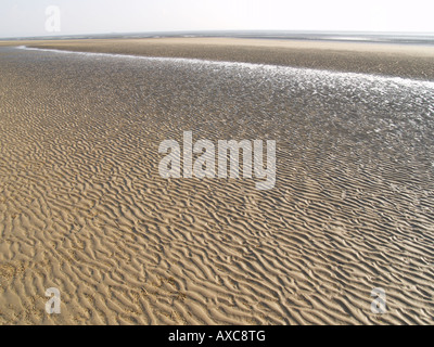 Rivage de sable sable canal humide marée descendante beach St Mary's Bay kent Banque D'Images