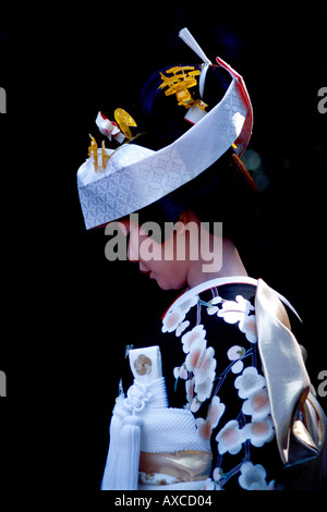 Une épouse japonaise portant un kimono de mariage traditionnel, Tokyo Japon Banque D'Images