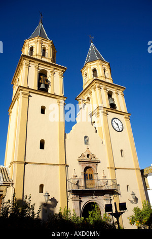 L'église de Nuestra Señora de la Expectacion, Orgiva, Las Alpujarras, Province de Grenade, Andalousie, Espagne Banque D'Images