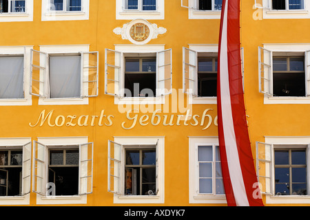 La maison natale de Mozart dans la rue Getreidegasse n° 9, Salzbourg, Autriche Banque D'Images