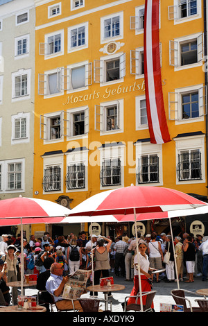 La maison natale de Mozart dans la rue Getreidegasse n° 9, Salzbourg, Autriche Banque D'Images