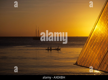 Coucher de soleil sur Boracay, Philippines Banque D'Images