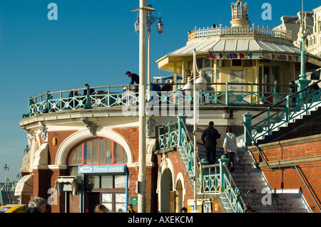 Beach Hut Cafe à Brighton Banque D'Images