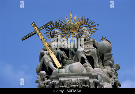 Sur la colonne de la Sainte Trinité place Szentharomsag à Budapest, Hongrie Banque D'Images