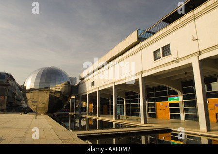 Planétarium, Millenium Square Bristol, Bristol, Royaume-Uni. Banque D'Images