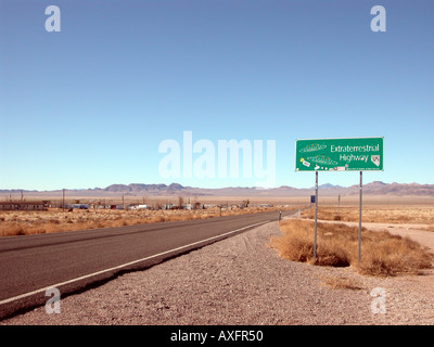 Rachel, Nevada, sur l'Autoroute Près de l'extraterrestre Zone 51 Banque D'Images