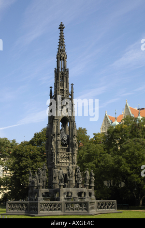 Monument à Prague, près de la rivière Moldova Banque D'Images