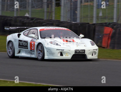 Ferrari 430 GT3 voiture de course Sport en British GT Championship à Oulton Park Motor Circuit Cheshire England Royaume-Uni Banque D'Images