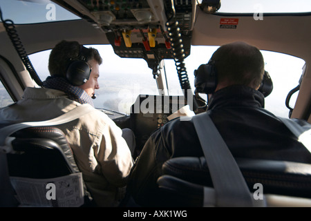 Pilote d'hélicoptère de transport de passagers et en Angleterre Royaume-Uni Janvier 2006 Banque D'Images