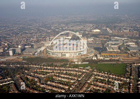 Vue aérienne oblique de haut niveau au nord du stade de Wembley building construction site London NW9 England UK Janvier 2006 Banque D'Images