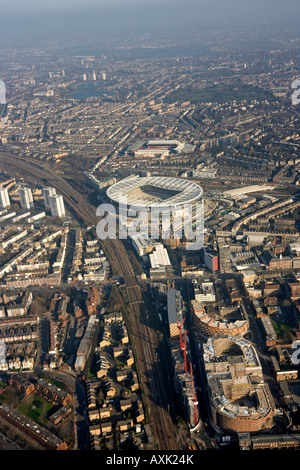 Vue aérienne de haut niveau à l'Est de l'Emirates Stadium, Arsenal Football Club site de construction N5 London England UK Janvier Banque D'Images