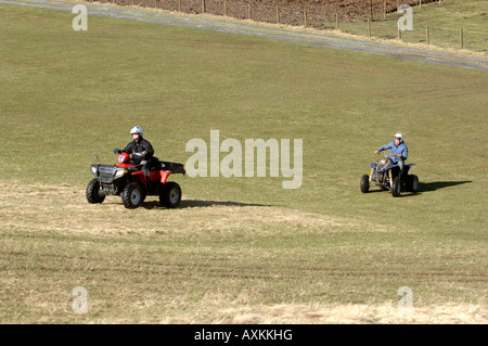 Équitation, quad et instruction en Ecosse Dunkeld 12 03 2008 Banque D'Images