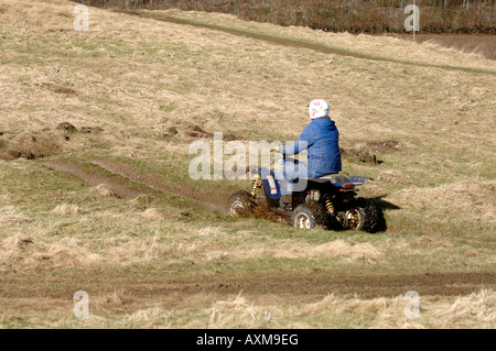 Équitation, quad et instruction en Ecosse Dunkeld 12 03 2008 Banque D'Images