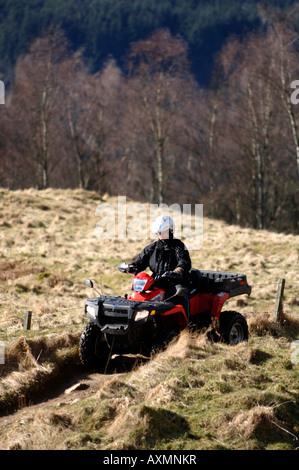 Équitation, quad et instruction en Ecosse Dunkeld 12 03 2008 Banque D'Images