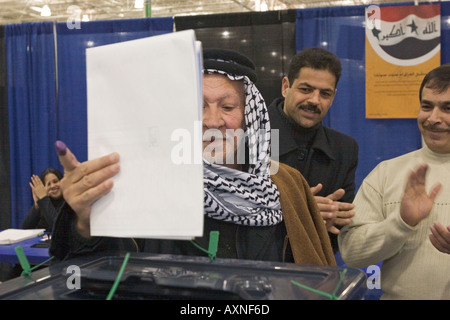 Irakiens vivant au USA en Irak Vote Élection nationale Banque D'Images