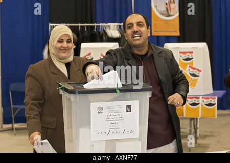 Irakiens vivant au USA en Irak Vote Élection nationale Banque D'Images