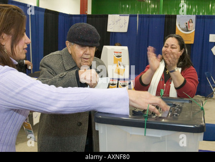 Irakiens vivant au USA en Irak Vote Élection nationale Banque D'Images