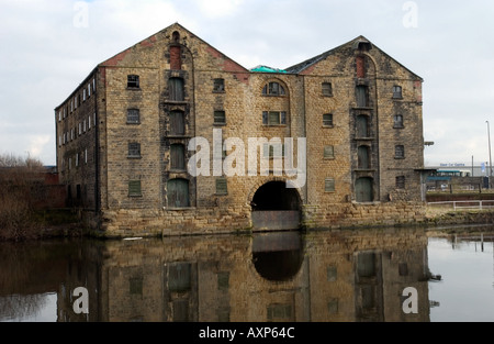 Calder et Hebble Entrepôt Navigation, bâtiment classé Grade II sur le front industriel à Wakefield West Yorkshire Banque D'Images