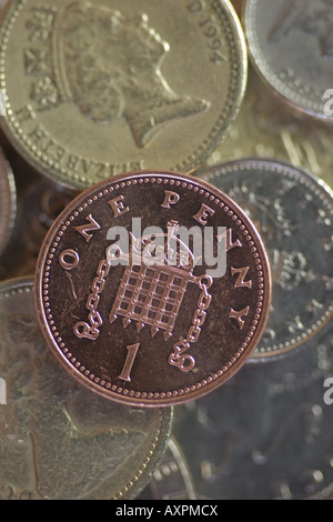 Une britannique pence et autres pièces Banque D'Images