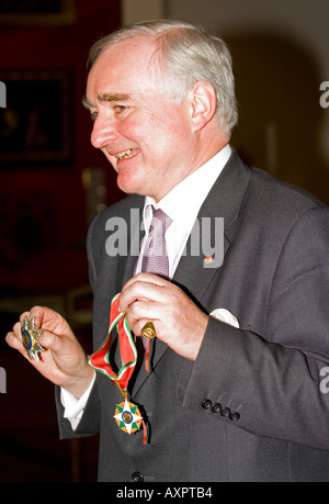 Sir Timothy Clifford Directrice-générale de la 'National Galleries of Scotland' jusqu'en 2006 Banque D'Images