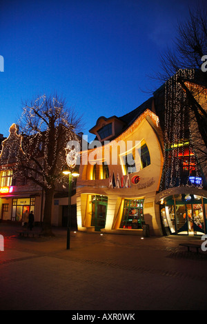 Crooked House (la maison tordue (Krzywy Domek), Sopot, Pologne Banque D'Images