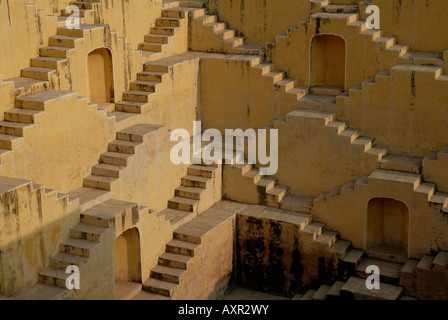 L'ancienne cage d'ambre au village le Rajasthan en Inde Banque D'Images