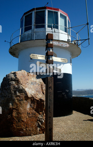Le vieux phare et cape point d'orientation pour le parc national de table mountain Cape town western cape province afrique du sud Banque D'Images