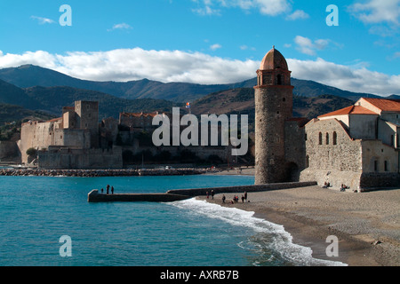 Eglise Notre Dame des Anges Collioure France Banque D'Images